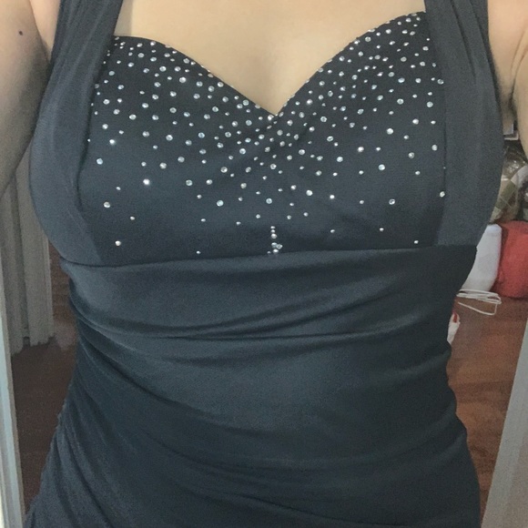 80’s Deadstock Halter Backless Maxi Dress - Picture 3 of 5